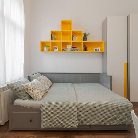 Apartament Ultracentral Alecsandri 1 オラデア エクステリア 写真