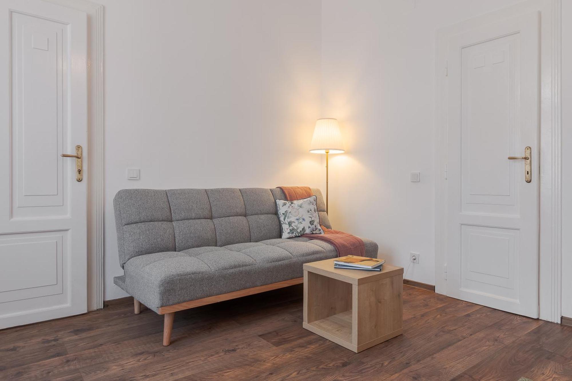 Apartament Ultracentral Alecsandri 1 オラデア エクステリア 写真